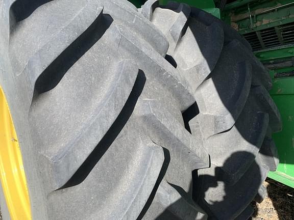 Image of John Deere S780 equipment image 4