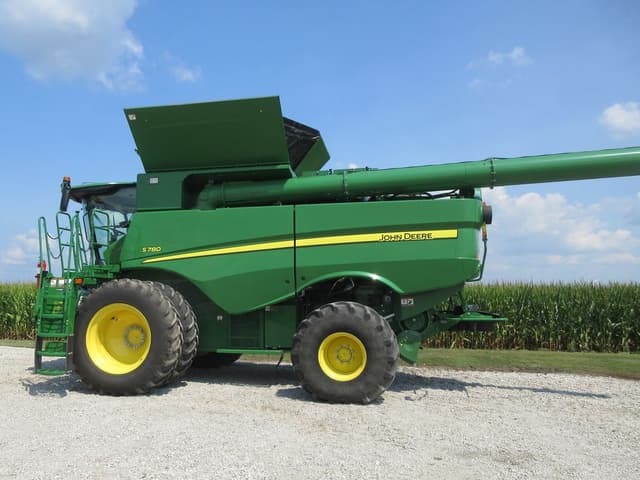 Image of John Deere S780 equipment image 3