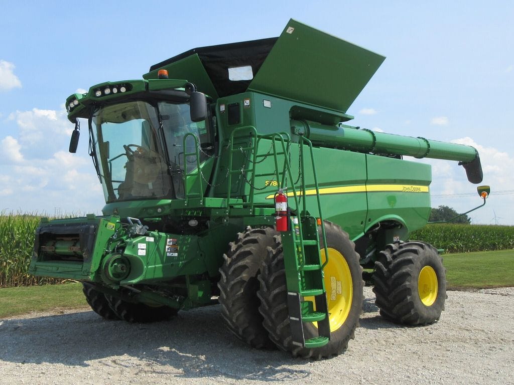 2019 John Deere S780 Equipment Image0