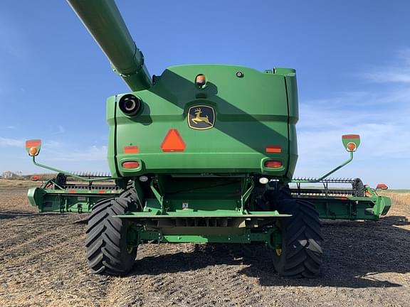 Image of John Deere S780 equipment image 2