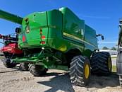 Thumbnail image John Deere S780 3