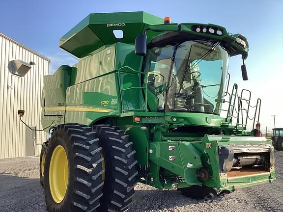 Image of John Deere S780 equipment image 3