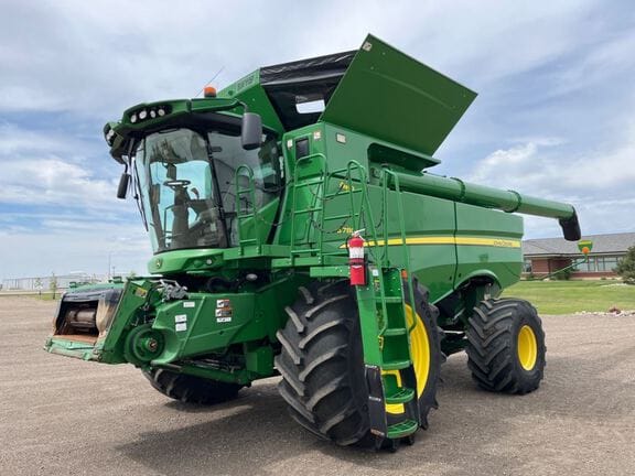 2019 John Deere S780 Equipment Image0