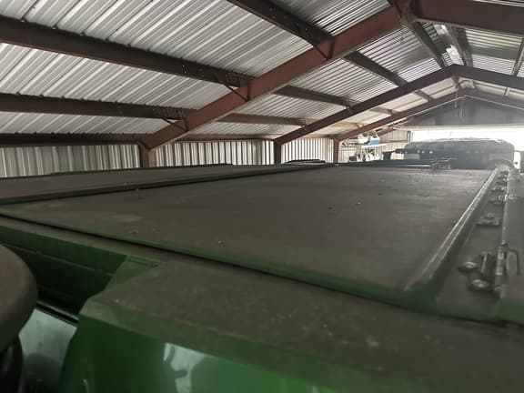 Image of John Deere S780 equipment image 4