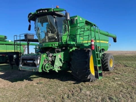 Image of John Deere S780 Primary image