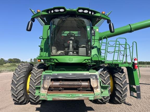 Image of John Deere S780 equipment image 2