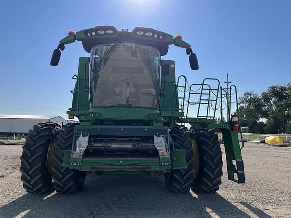 Image of John Deere S780 equipment image 2