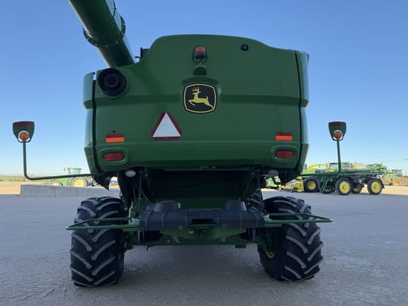 Image of John Deere S780 equipment image 3
