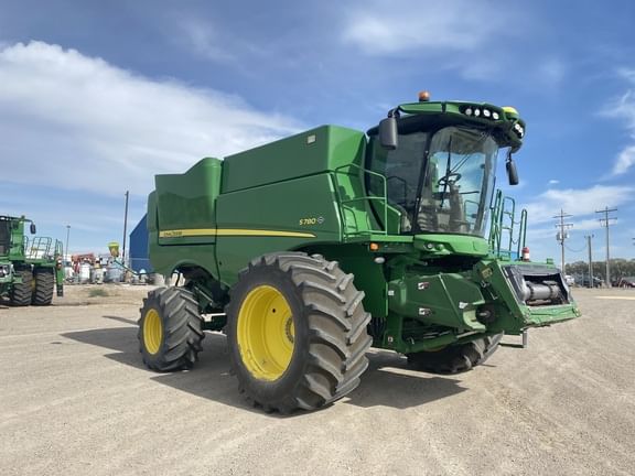 Main image John Deere S780