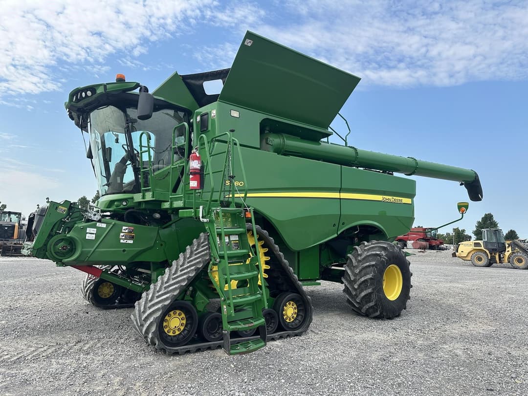 Image of John Deere S780 Primary image