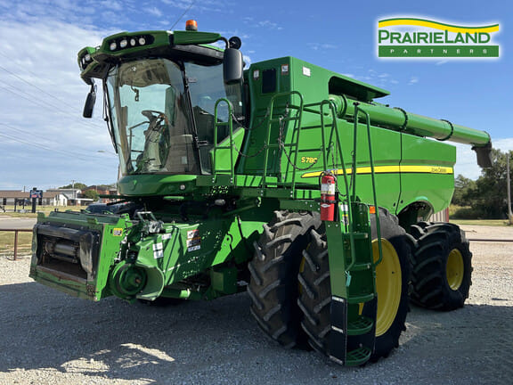 2019 John Deere S780 Equipment Image0