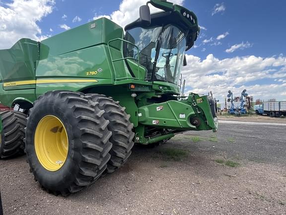 Image of John Deere S780 equipment image 1