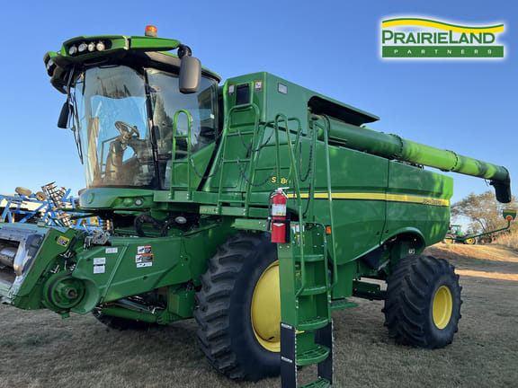 2019 John Deere S780 Equipment Image0