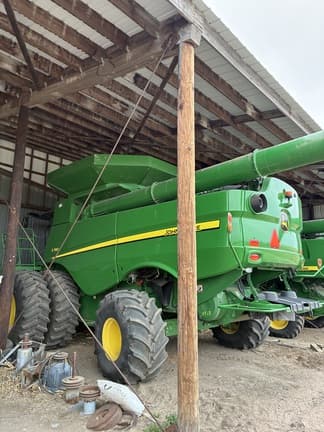 Image of John Deere S780 equipment image 2