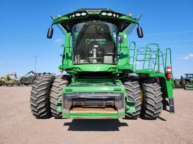 Image of John Deere S780 equipment image 4