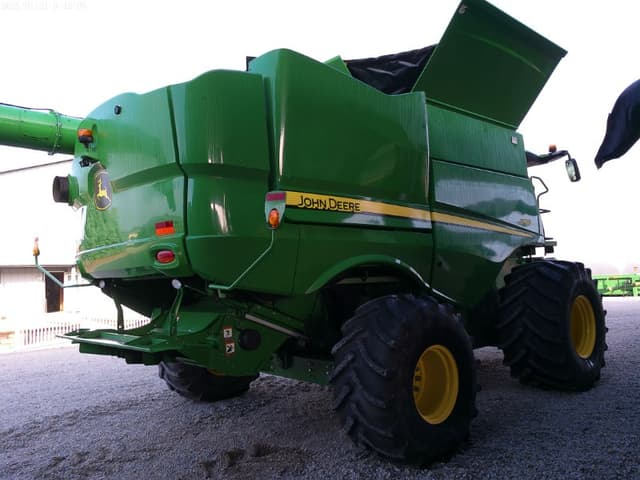 Image of John Deere S780 equipment image 4