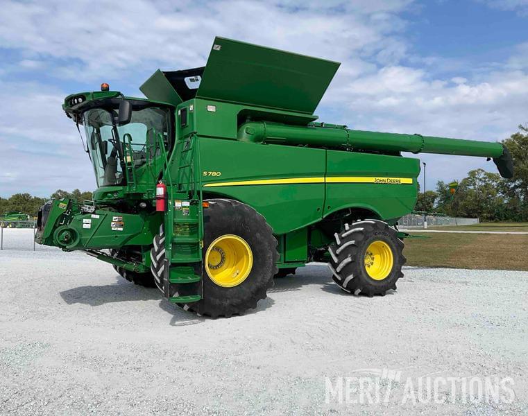 Image of John Deere S780 Primary image