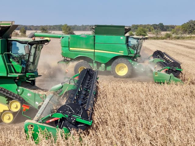 Image of John Deere S780 equipment image 4