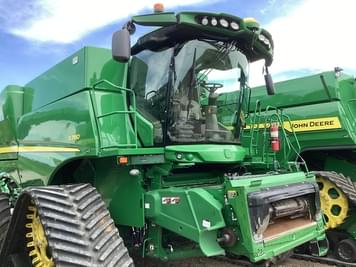 Main image John Deere S780