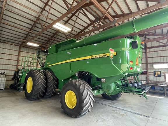 Image of John Deere S780 equipment image 4