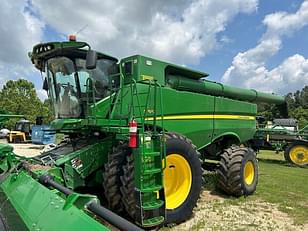 Main image John Deere S780 0