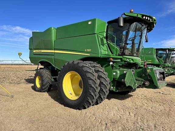 Image of John Deere S780 equipment image 4