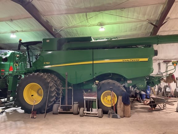 2019 John Deere S780 Equipment Image0