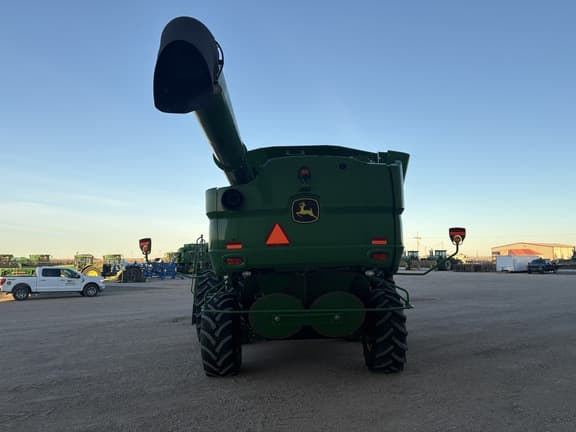 Image of John Deere S780 equipment image 3