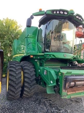 2019 John Deere S780 Equipment Image0