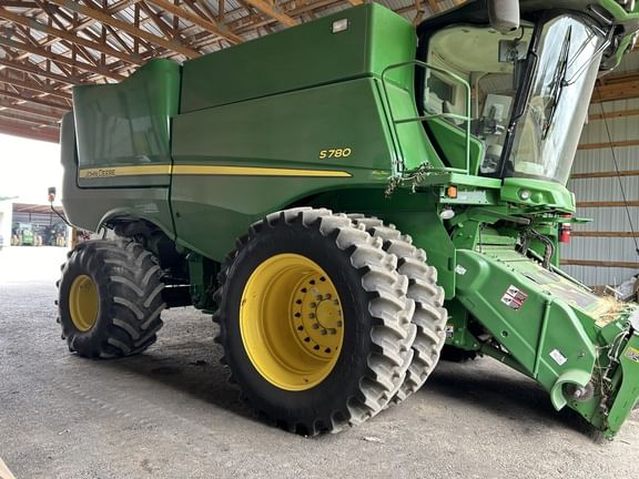 2019 John Deere S780 Equipment Image0