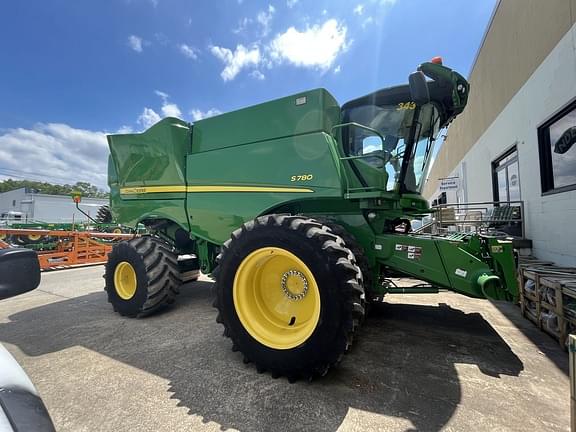 2019 John Deere S780 Equipment Image0