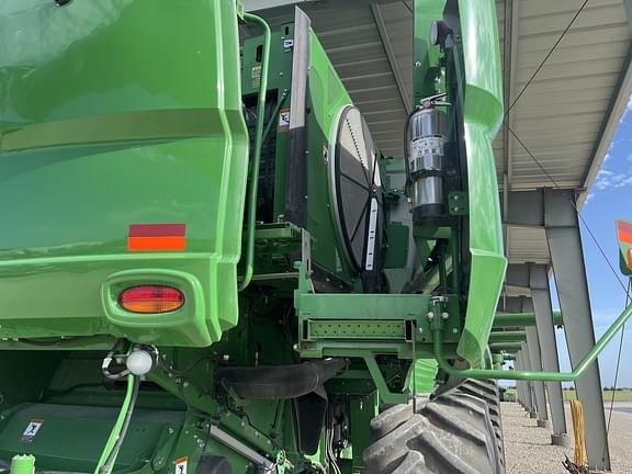 Image of John Deere S780 equipment image 2