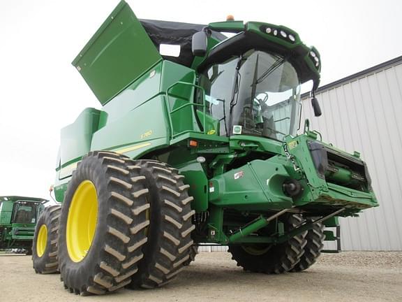 Image of John Deere S780 equipment image 3