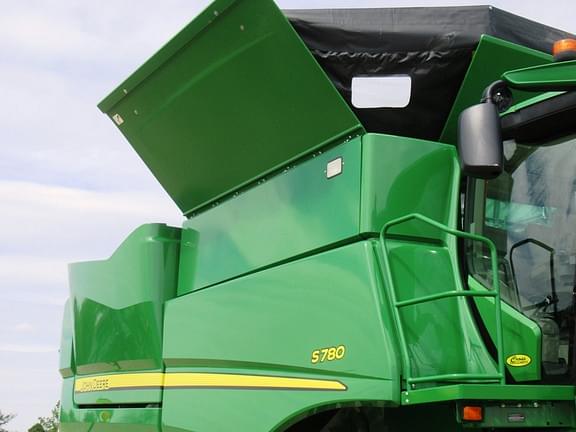 Image of John Deere S780 equipment image 2