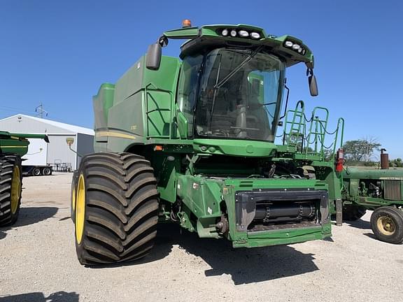 Image of John Deere S780 equipment image 1