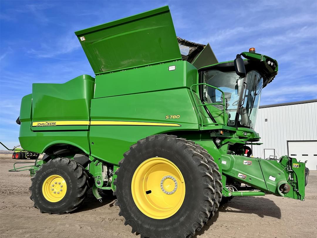 Image of John Deere S780 Primary image