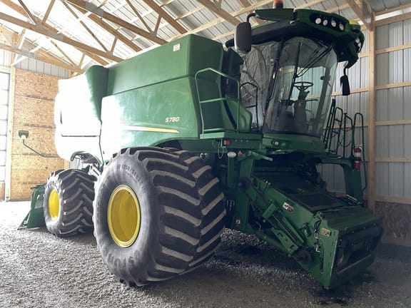 2019 John Deere S780 Equipment Image0