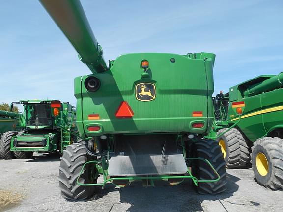 Image of John Deere S780 equipment image 4