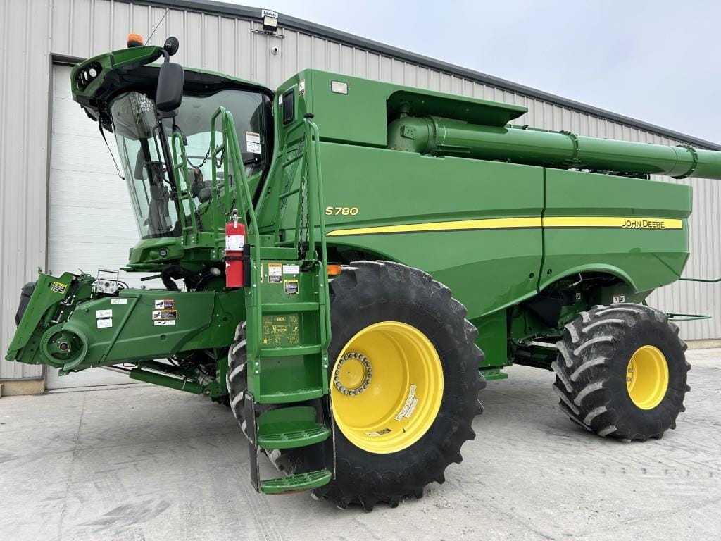 2019 John Deere S780 Equipment Image0