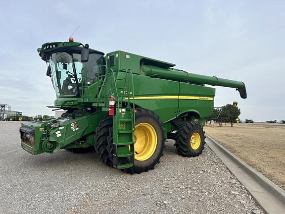 Image of John Deere S780 equipment image 1