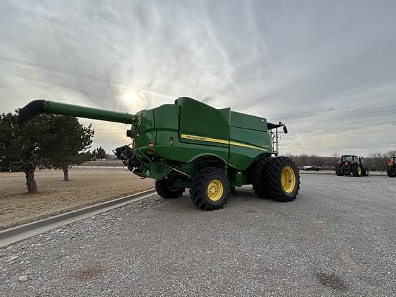 Image of John Deere S780 equipment image 4