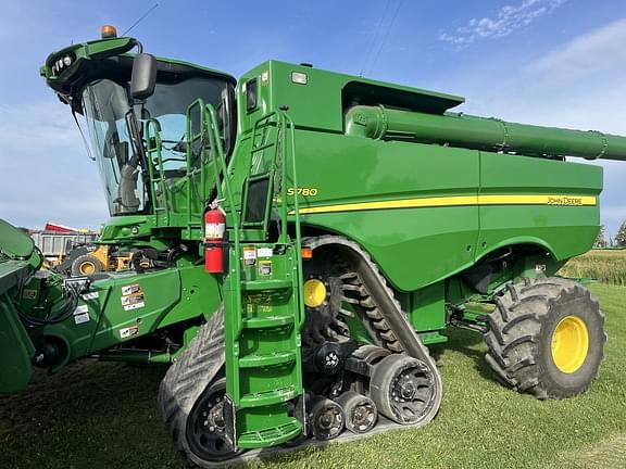 Image of John Deere S780 Primary image