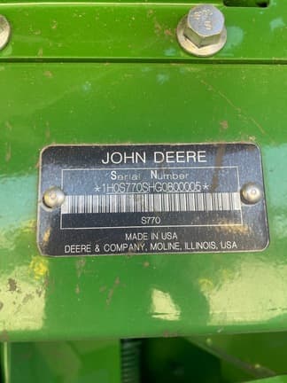 Image of John Deere S780 Image 1