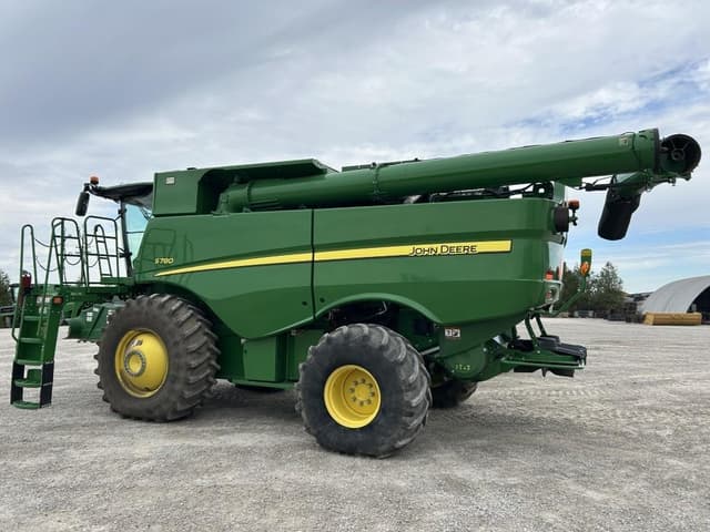 Image of John Deere S780 equipment image 4