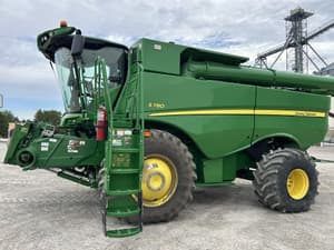 2019 John Deere S780 Image