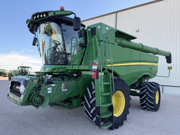 Image of John Deere S780 Primary image