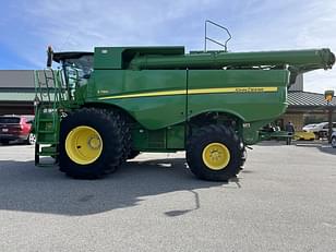 Main image John Deere S780 8