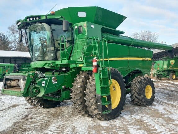 Main image John Deere S780