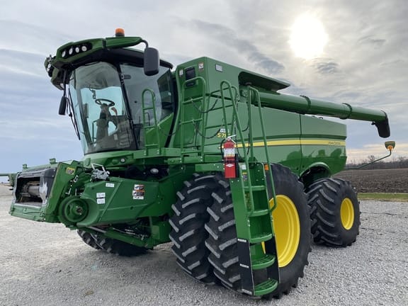 Main image John Deere S780