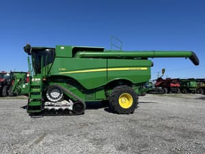 2019 John Deere S780 Image